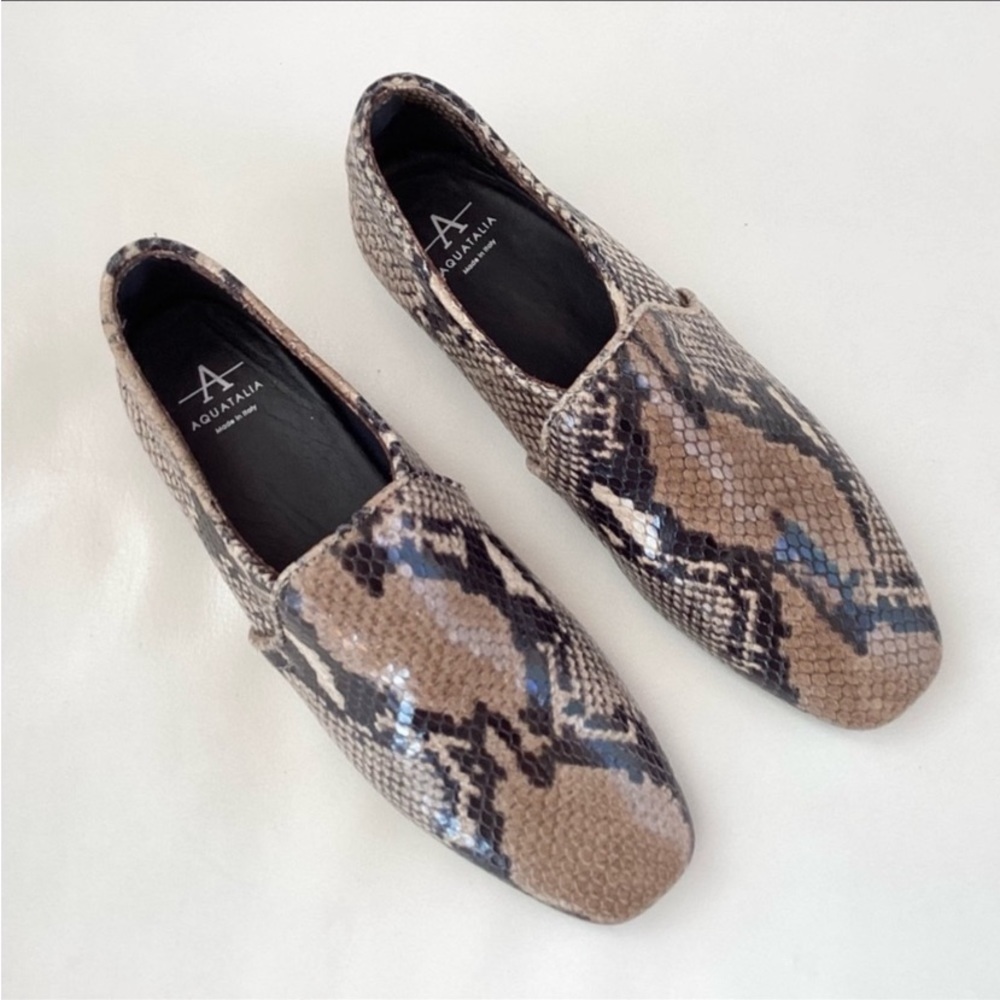 Aquatalia Revy Tan Black Sanke Embossed Slip On Loafers Flats SZ 5.5 - Picture 2 of 7